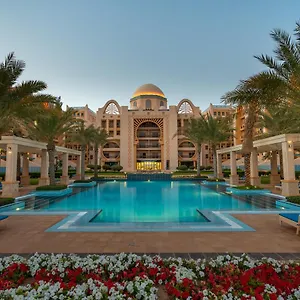 Amazing Beachfront Near Atlantis Waterpark By Simply Comfort Sarai Palm Jumeirah Dubaj
